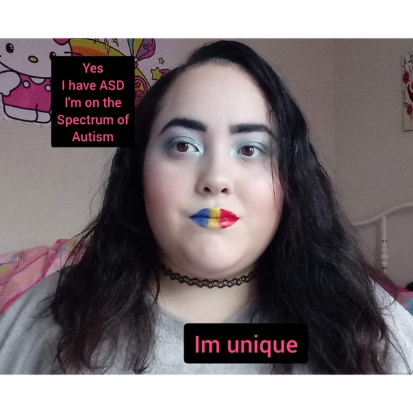 Meet your Posher, Livingdeadgirl Melissa - Picture 12 of 16